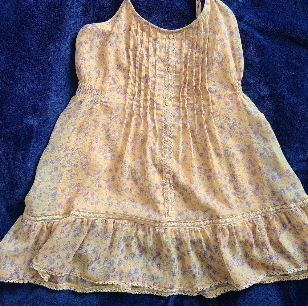 Yellow tank top